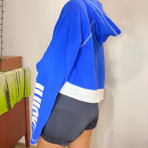 JUICY COUTURE CROPPED SWEATER - Picture 4 of 6